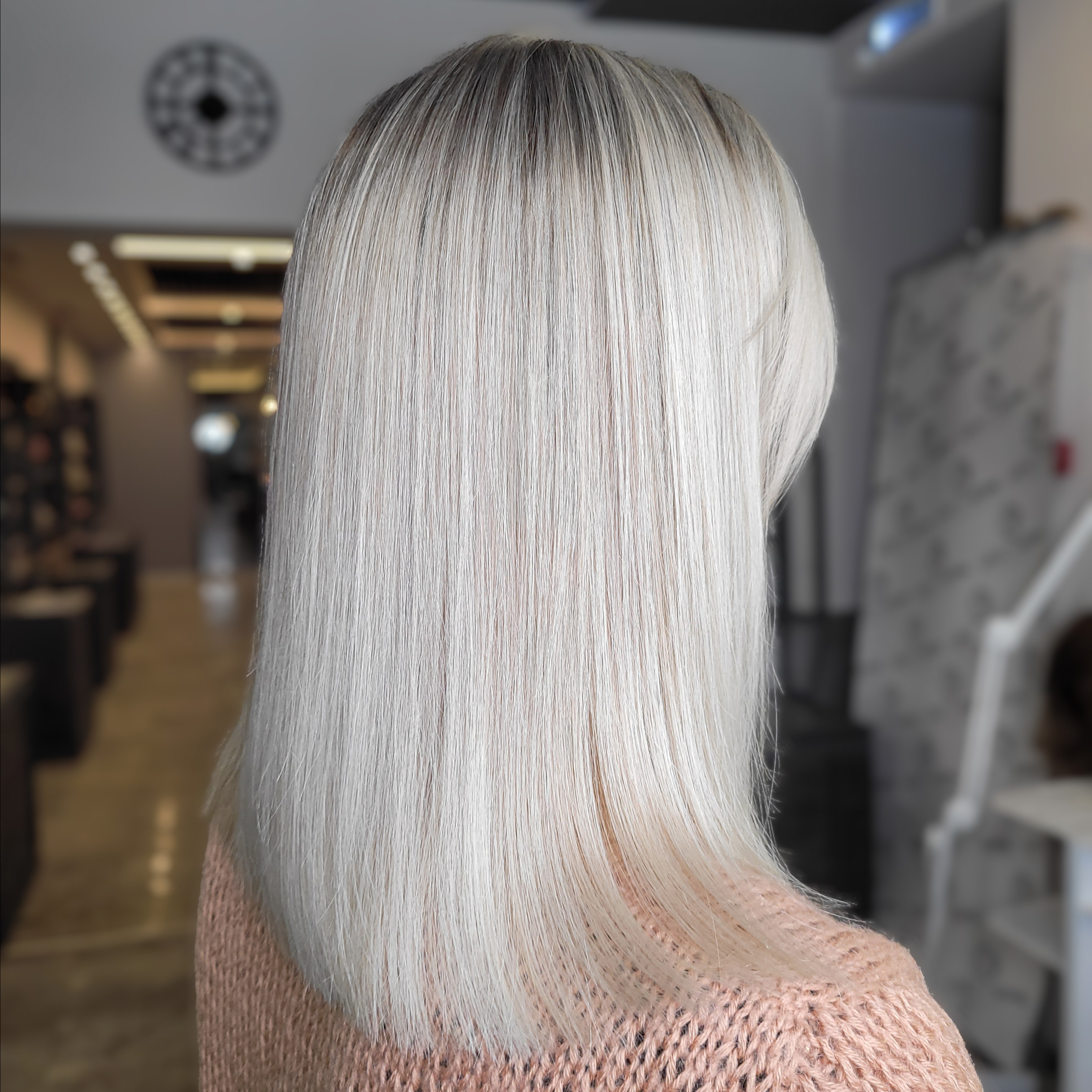 Креативное окрашивание (AirTouch, мелирование, шатуш и т.д)