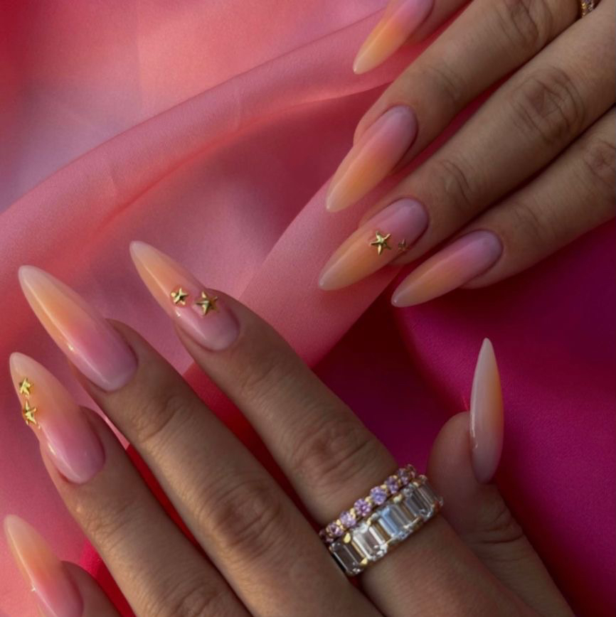 Аэрография на всех ногтях