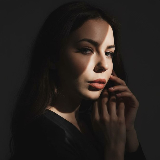 Александра