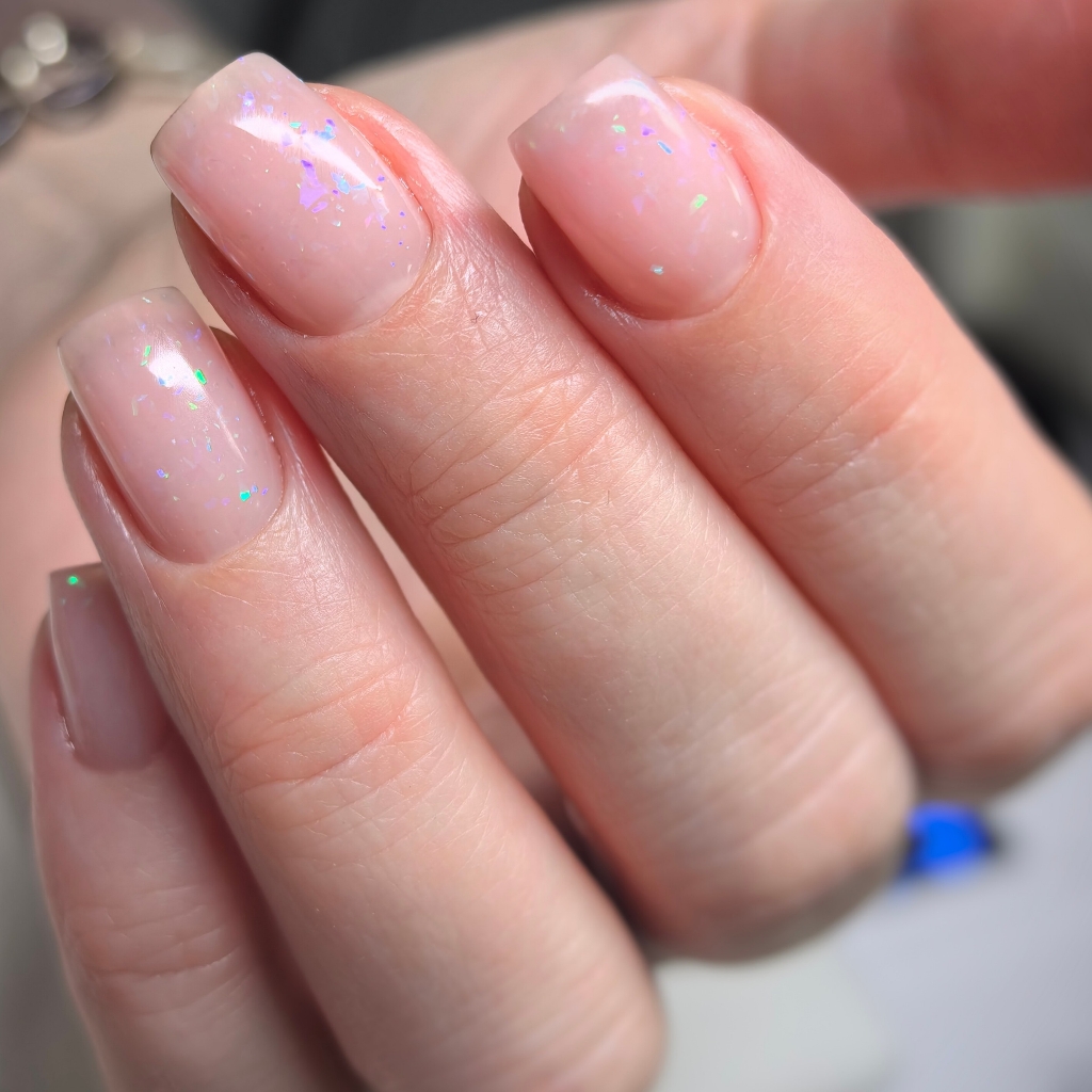 Мини-коррекция ногтей