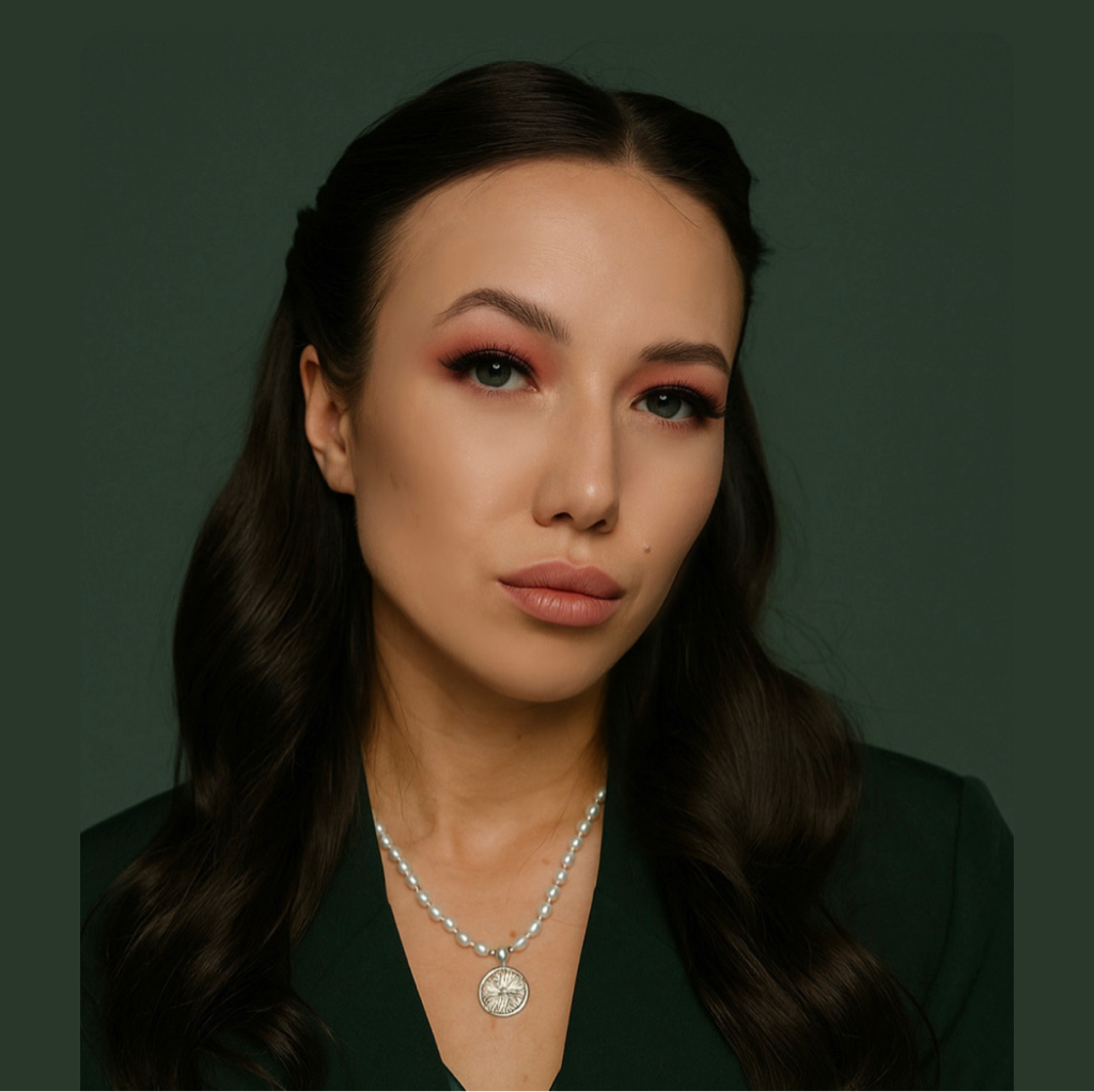 Стрелкова Илона