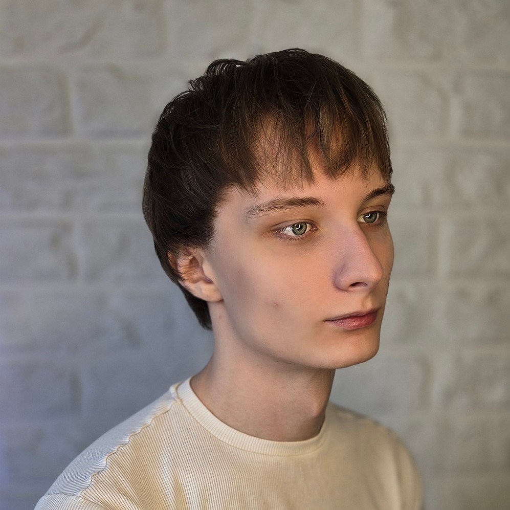 Стрижка /удлиненная /креативная