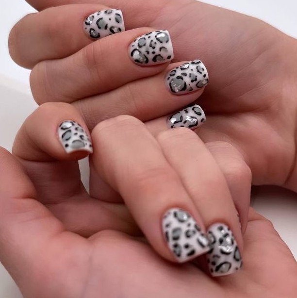 Дизайн 1 ногтя (простой)