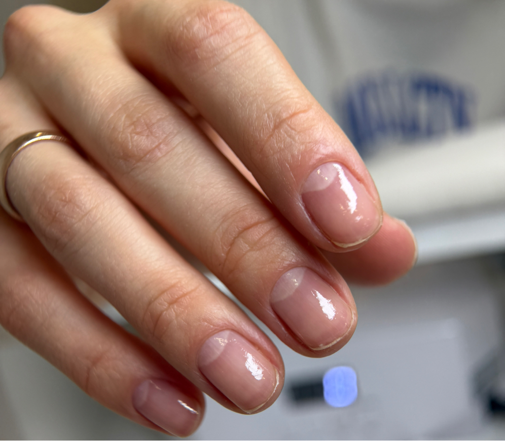 Маникюр без покрытия
