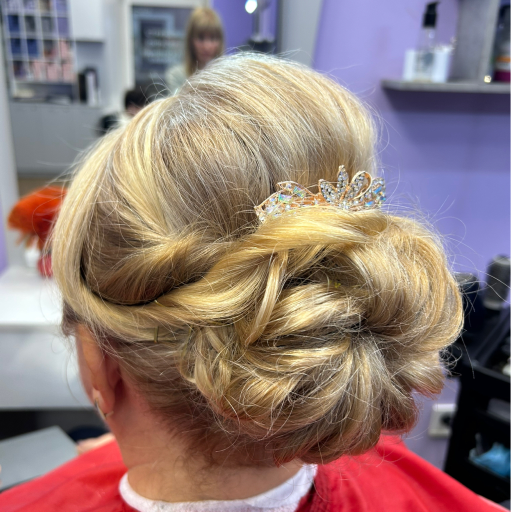 Вечерние причёски