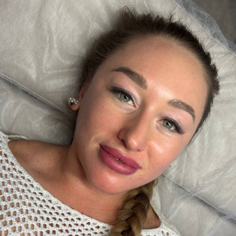 Перманентный макияж губ