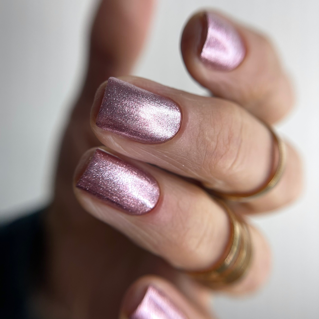 Маникюр + покрытип обычным лаком