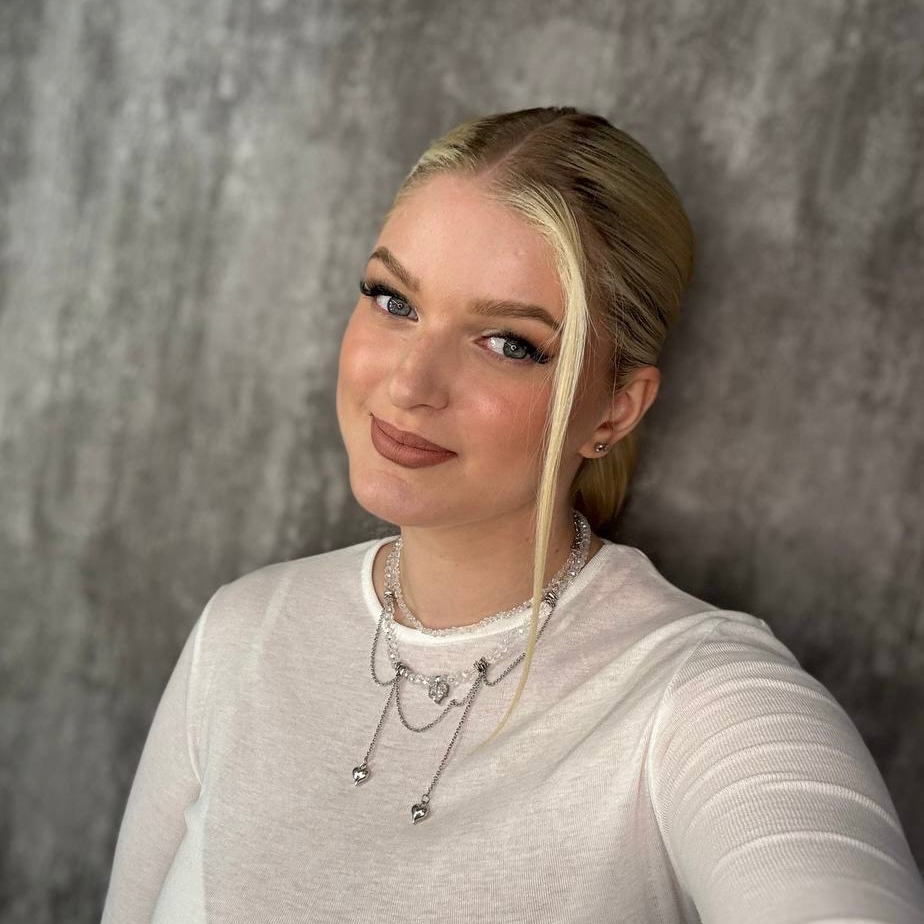 Голина Любовь