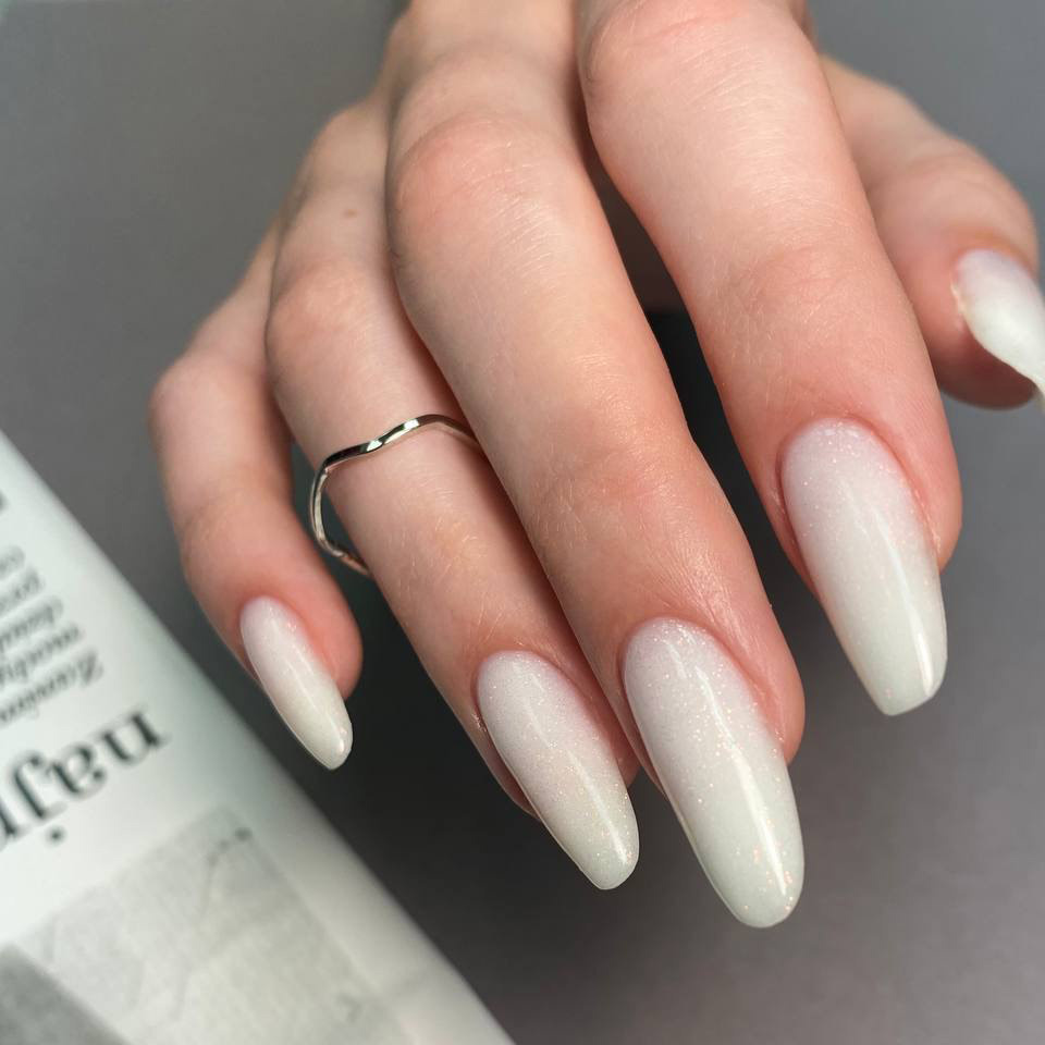 Наращивание ногтей — первый визит