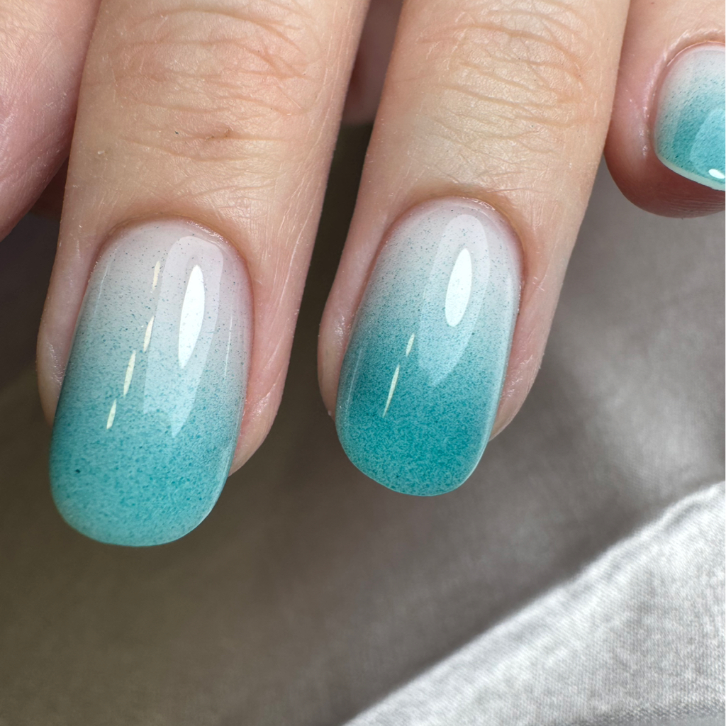 Дизайн на все ногти, френч, градиент, лунки, растяжка