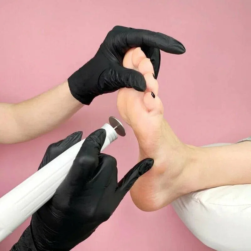 Полный педикюр без покрытия