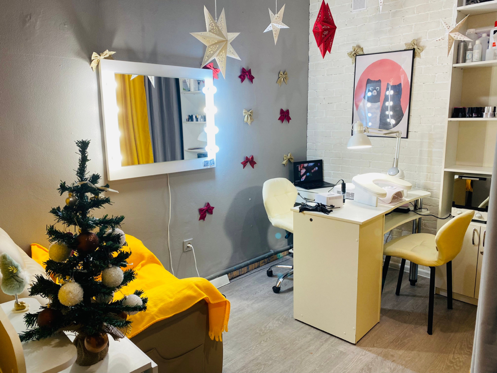 Аренда места мастера маникюра