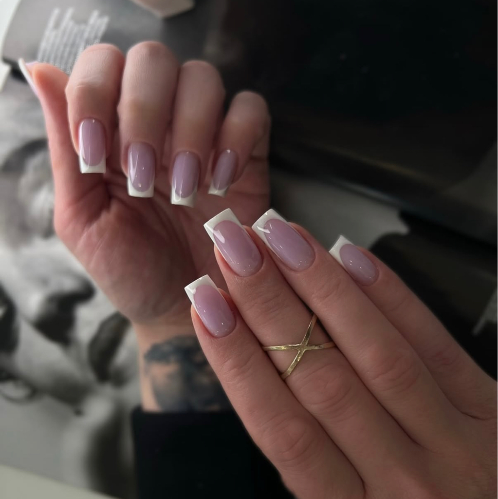 Маникюр, покрытие, френч или дизайн