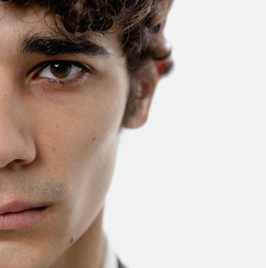 Коррекция бровей для мужчин