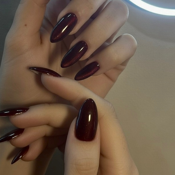 Коррекция ногтей