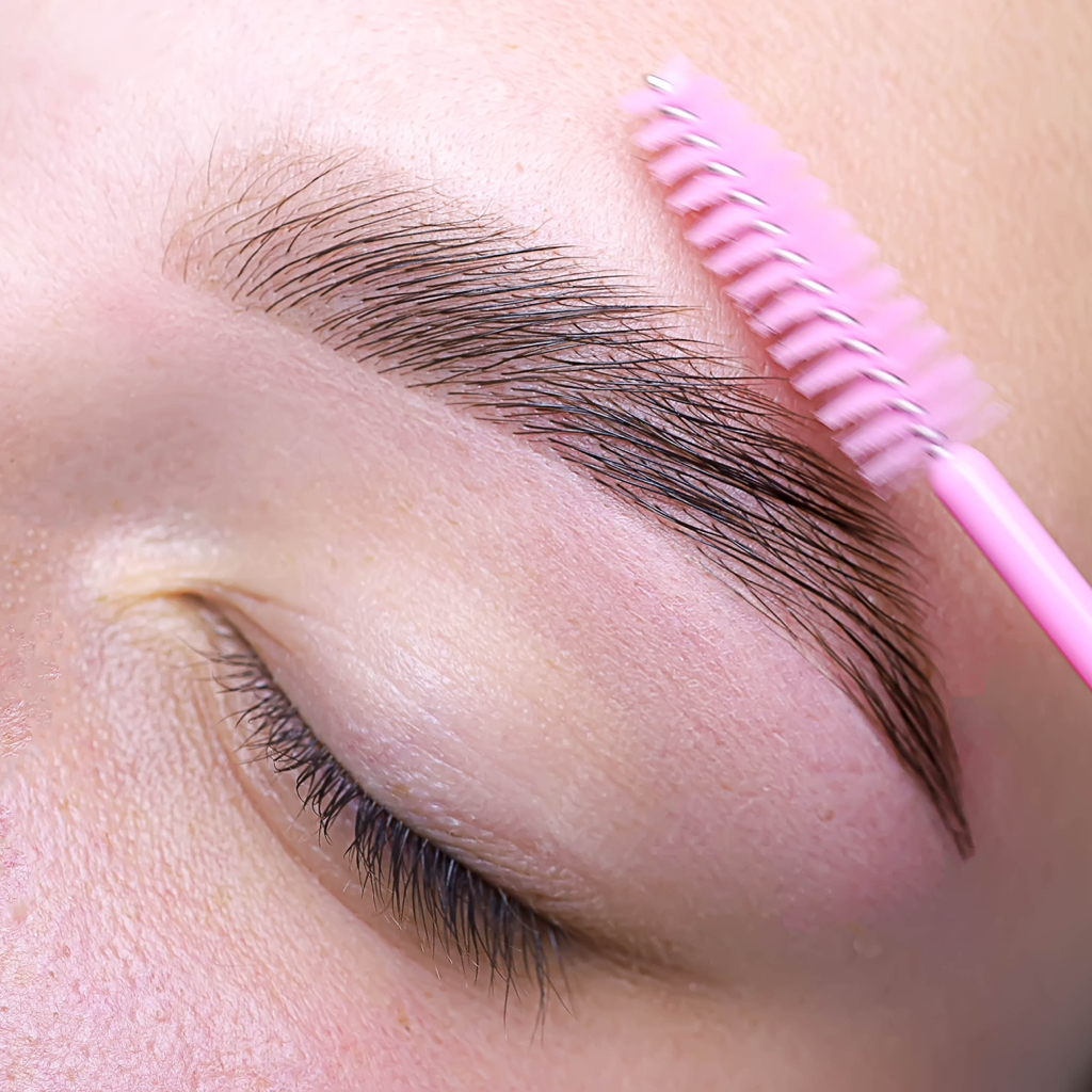 Долговременная укладка бровей + коррекция воском+окрашивание краской