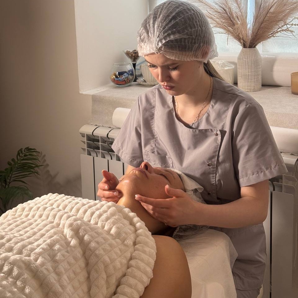 Классический массаж лица