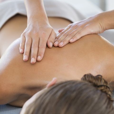 Массаж спины и шейно- воротниковой зоны