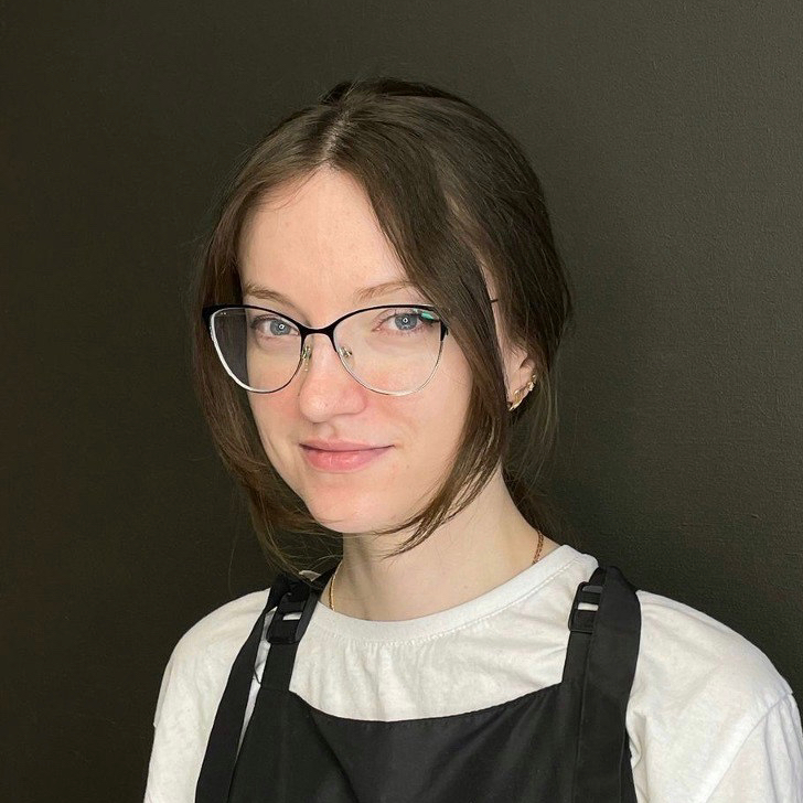 Столярова Анна