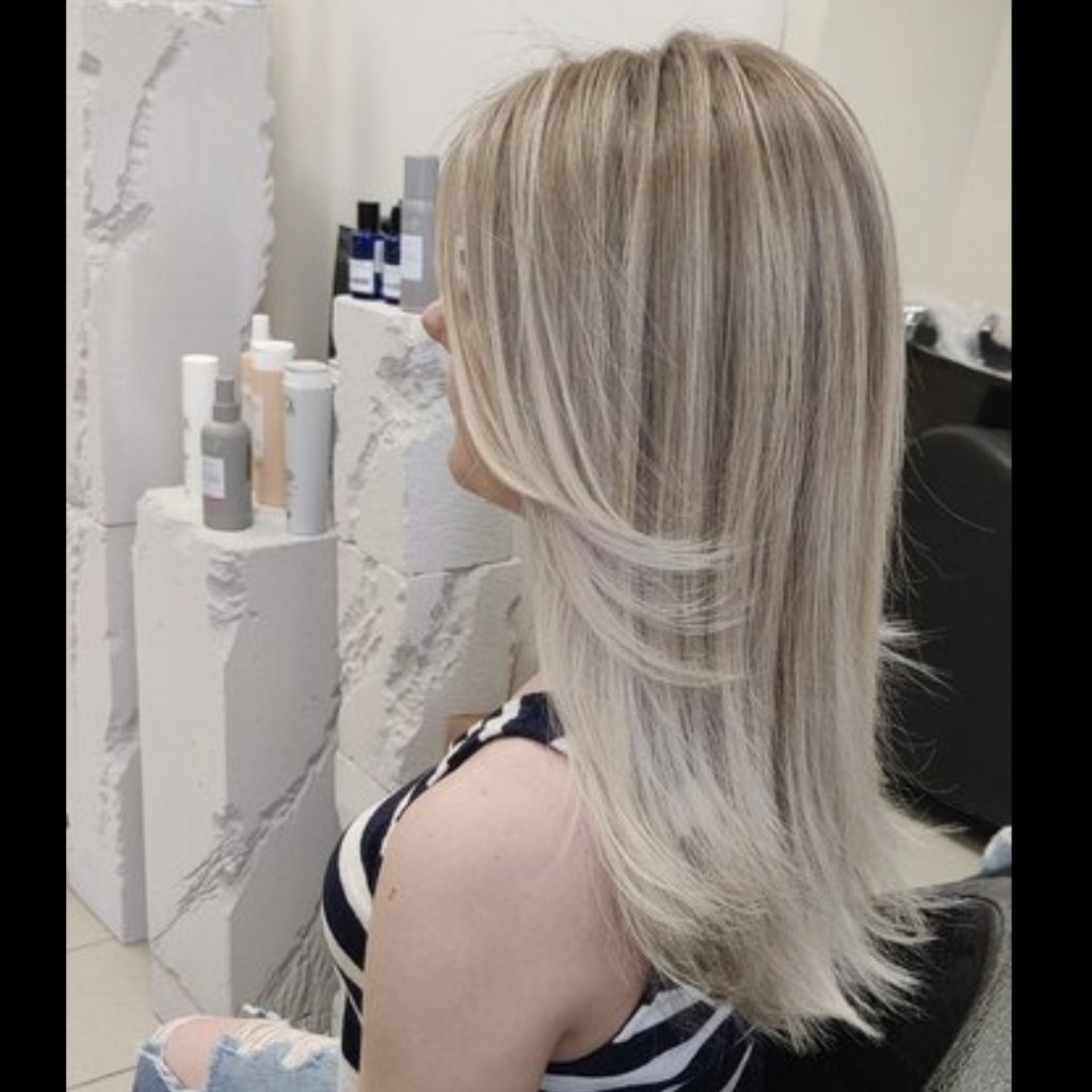 Окрашивание волос сложное