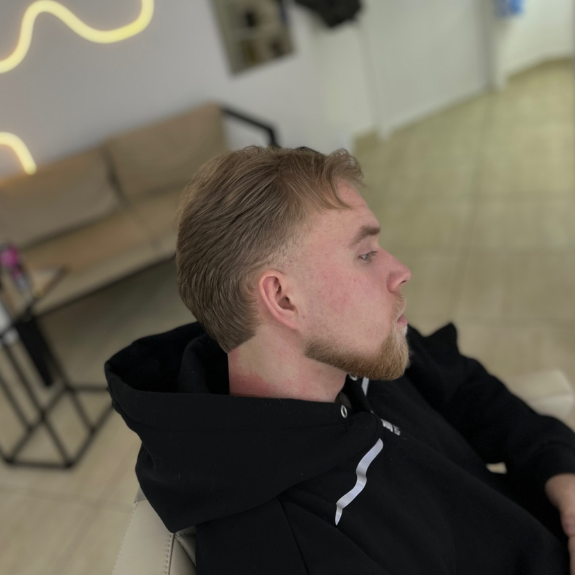 Мужская стрижка + стрижка бороды + уходовая процедура(на выбор)