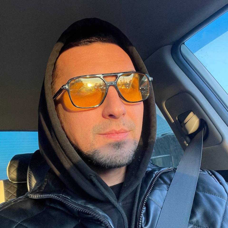 Кондратьев Роман