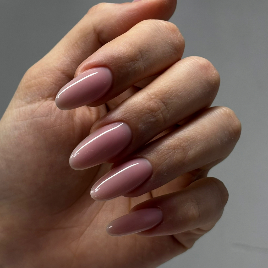 Наращивание ногтей