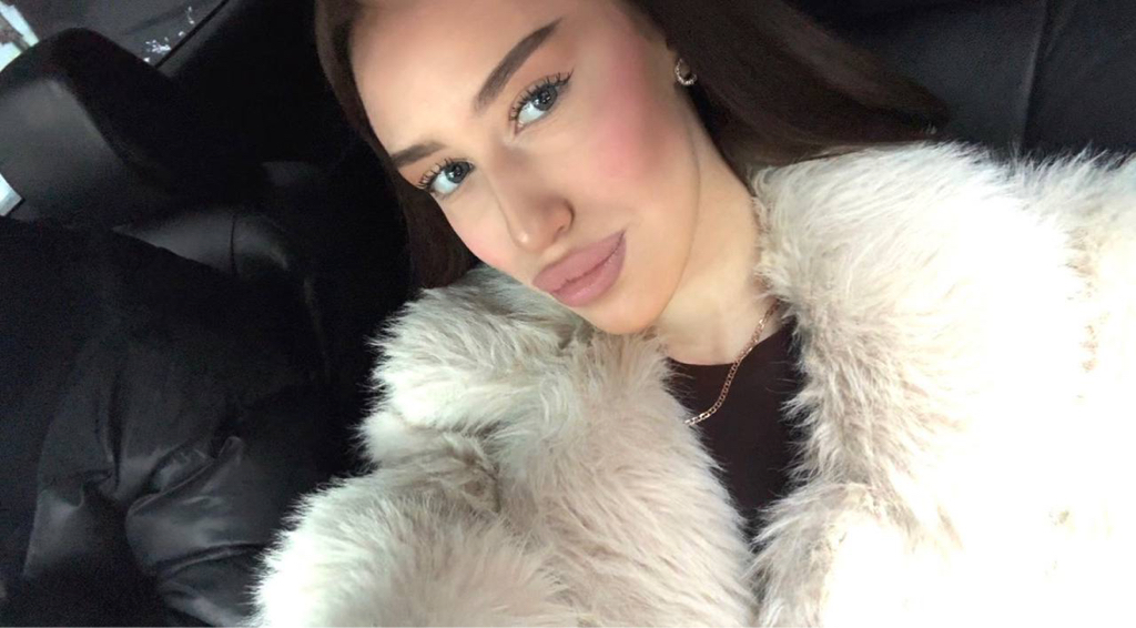 Малахова Лаура