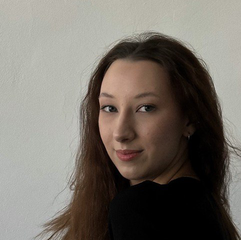 Тихонова Эльвина