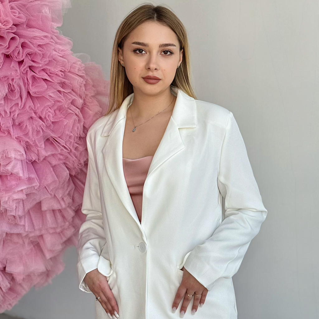 Алина