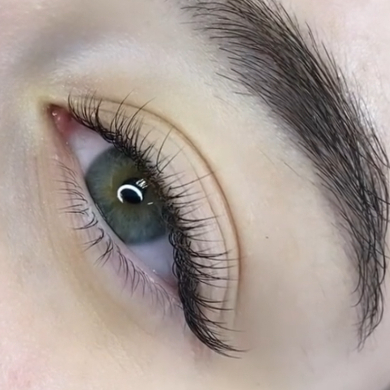 Наращивание ресниц 1D