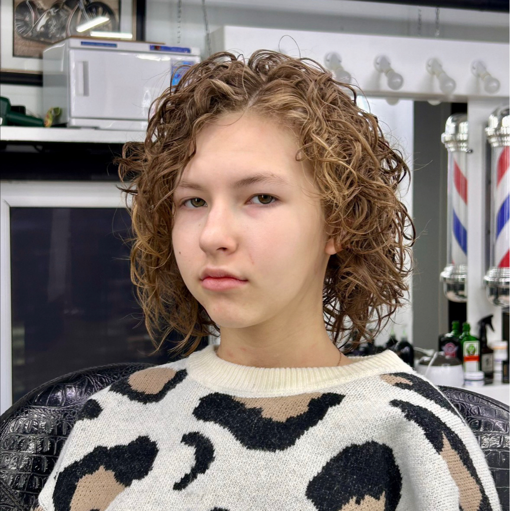 Биозавивка волос (длина до плеч)