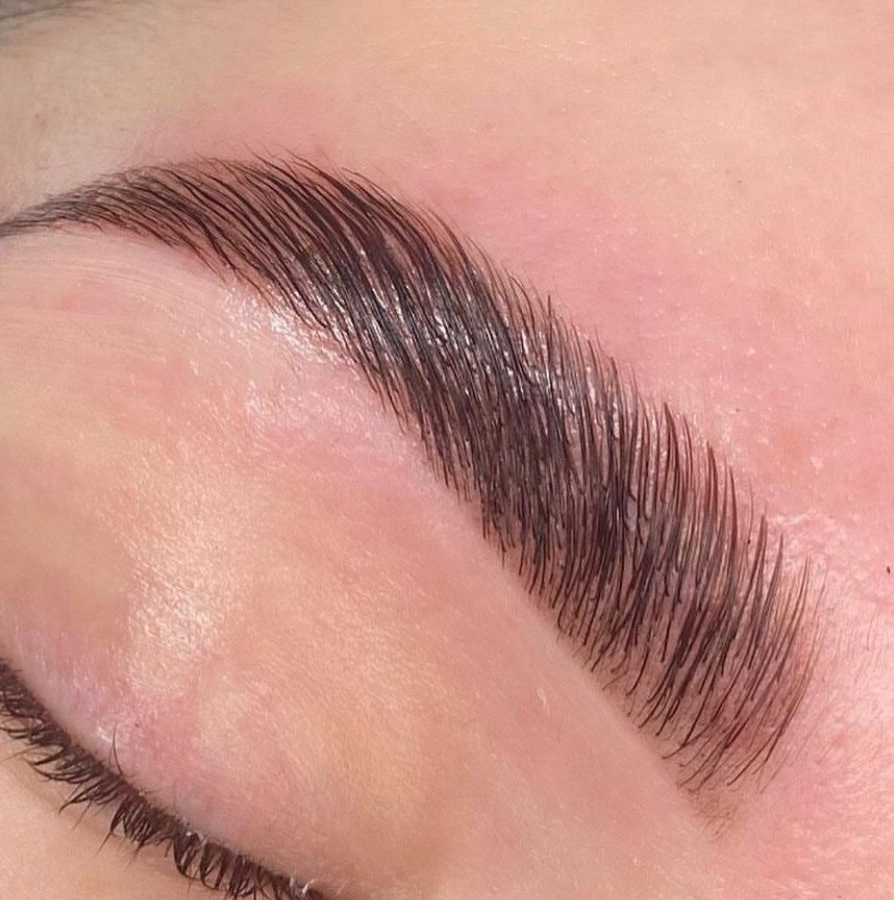 Ламинирование бровей с окрашиванием