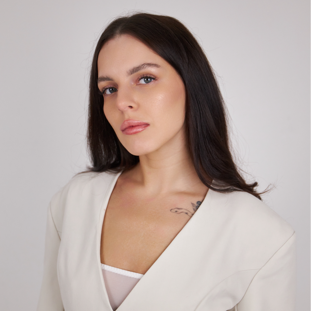 Александра