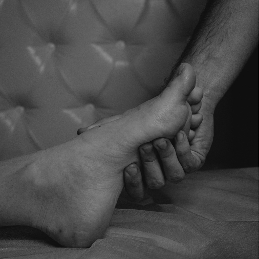 Массаж стоп