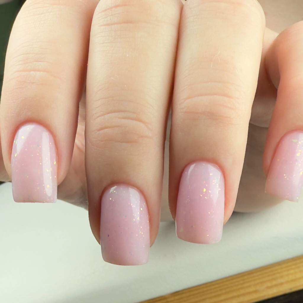 Маникюр комплекс  XS короткие ногти с покрытием нюд , гель с эффектами