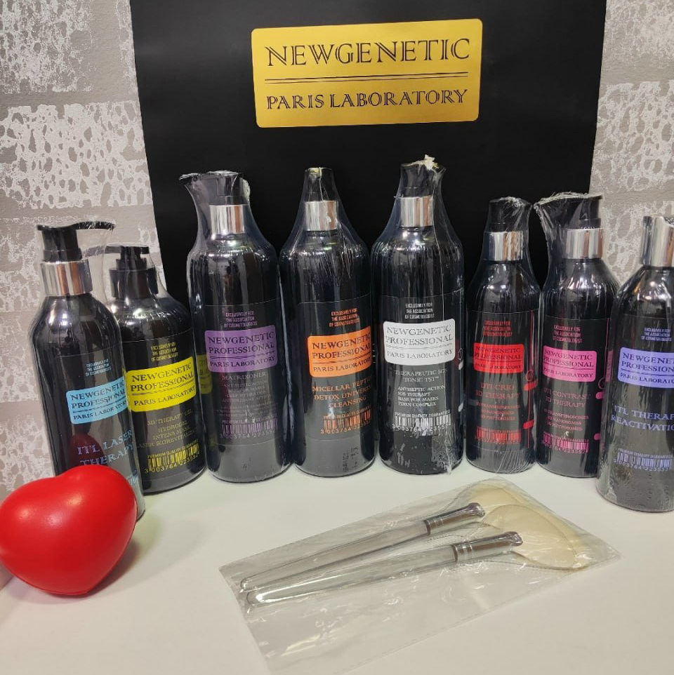 Антиптозис лицо(Франция)