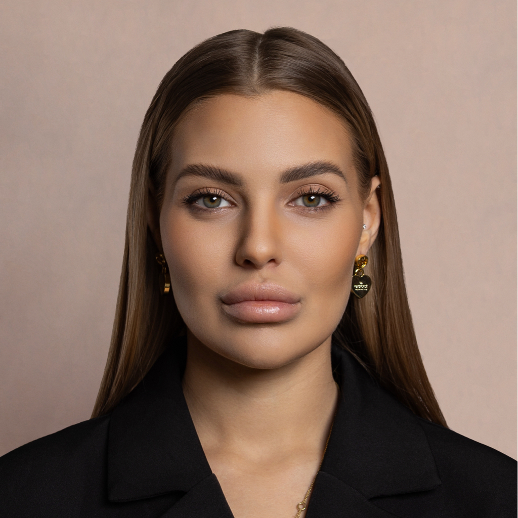 Плешкова Ангелина