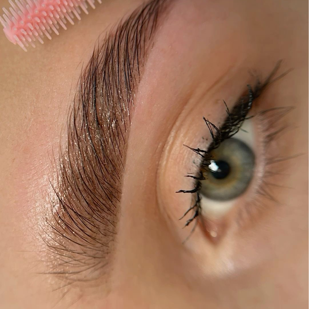 Долговременная укладка бровей + коррекция, либо окрашивание