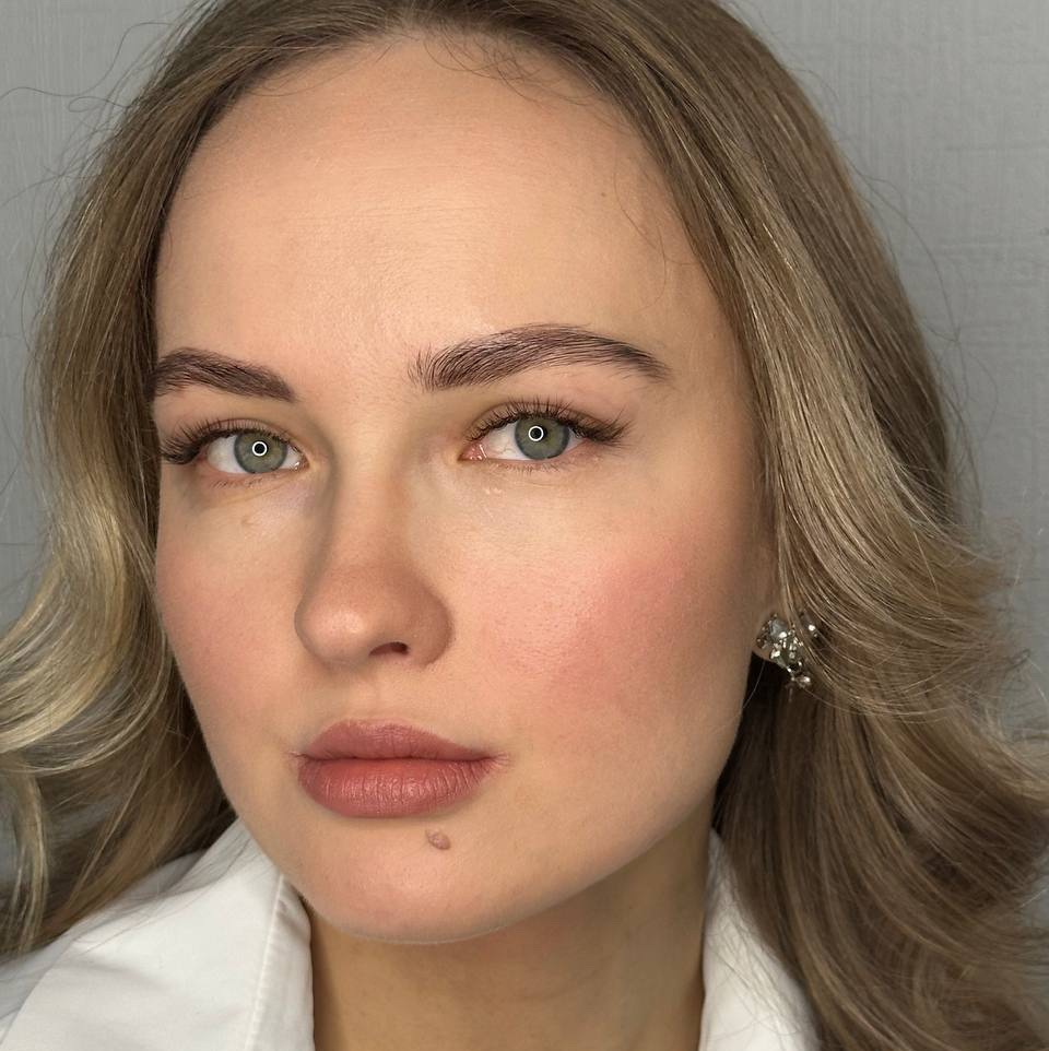 Полина