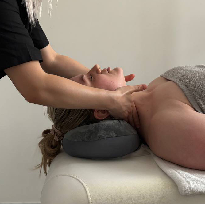Relax massage (90min)