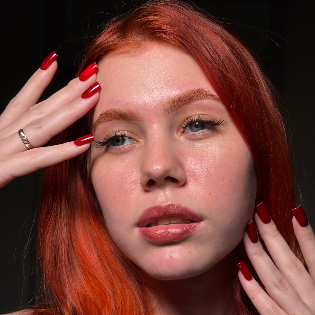 Окрашивание бровей