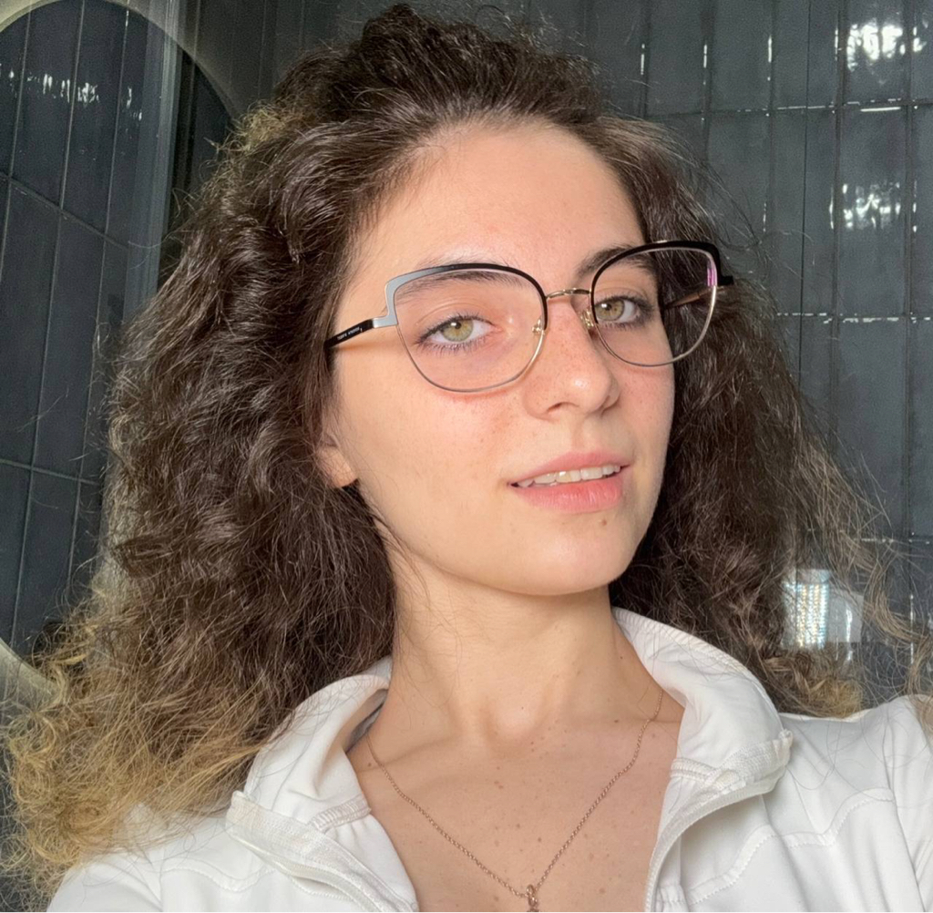 Александра