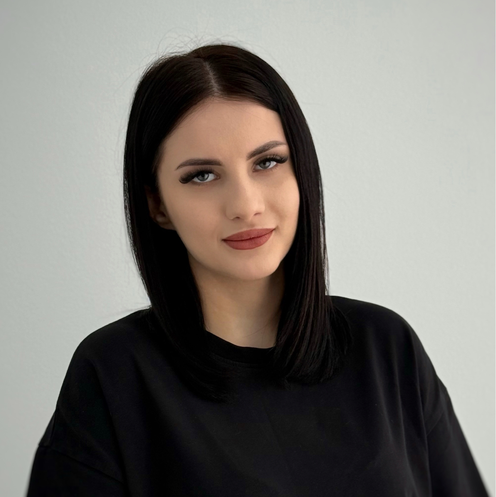 Солодовник Амина
