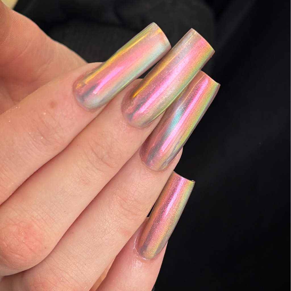 Наращивание ногтей более 3 длины