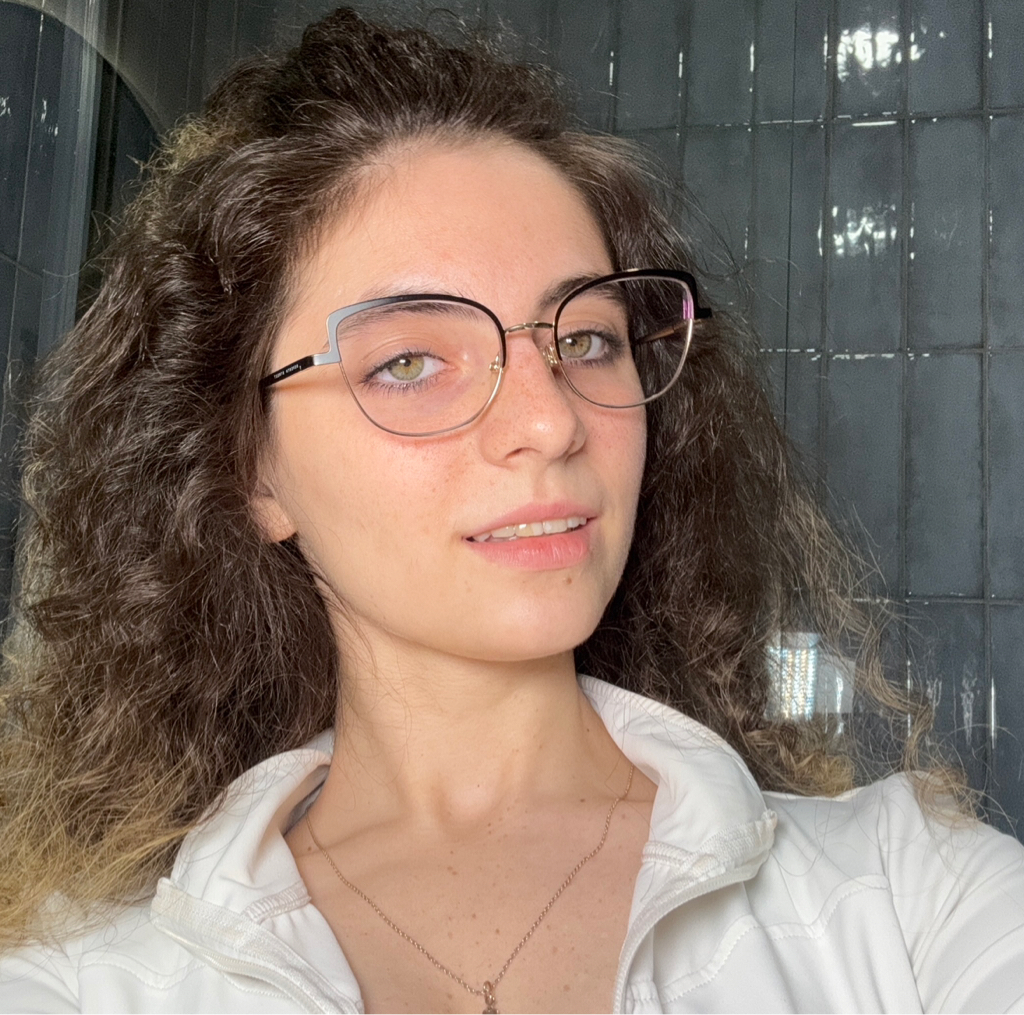 Александра