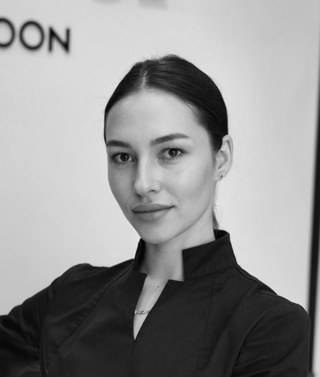 Тратьяк Елена