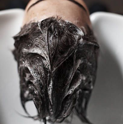 Мужское мытье головы длинных волос без стрижки