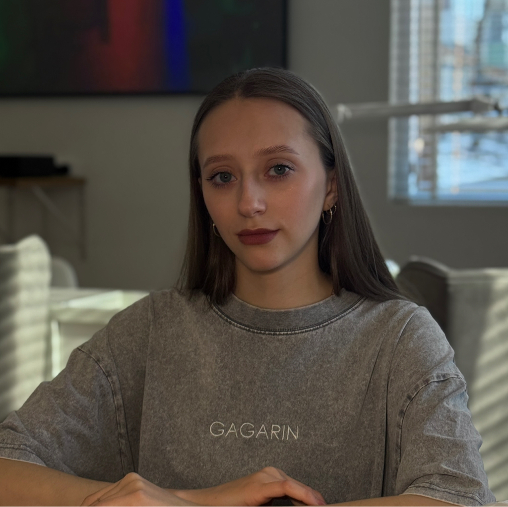Иваникова Алена