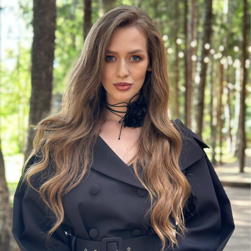 Савинова Юлия